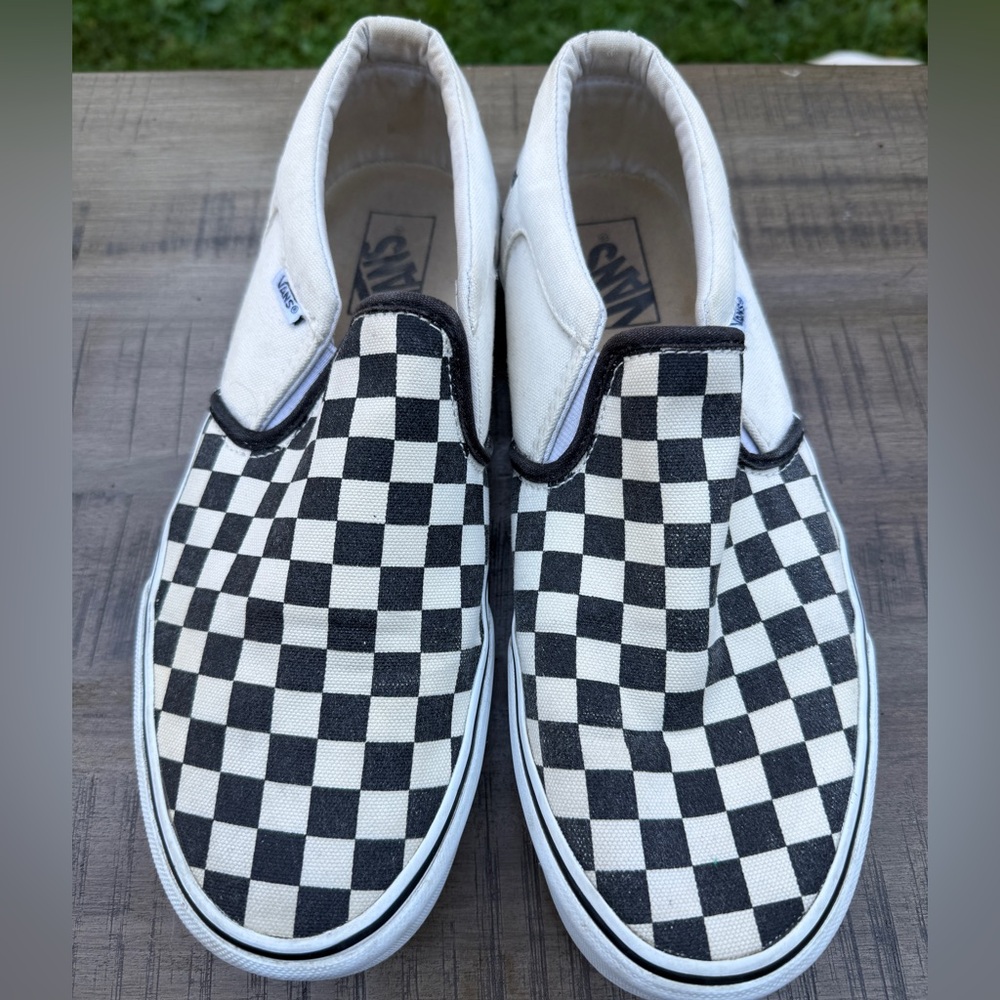 Vans Black and White Checkered Slip-On Sneakers Men’s Size 9.5 Women’s 11